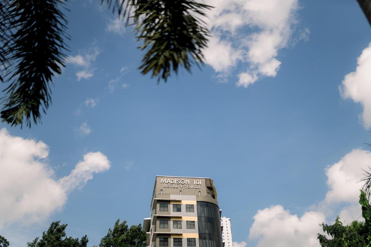 Madison 101 Hotel + Tower Quezon City Exterior foto