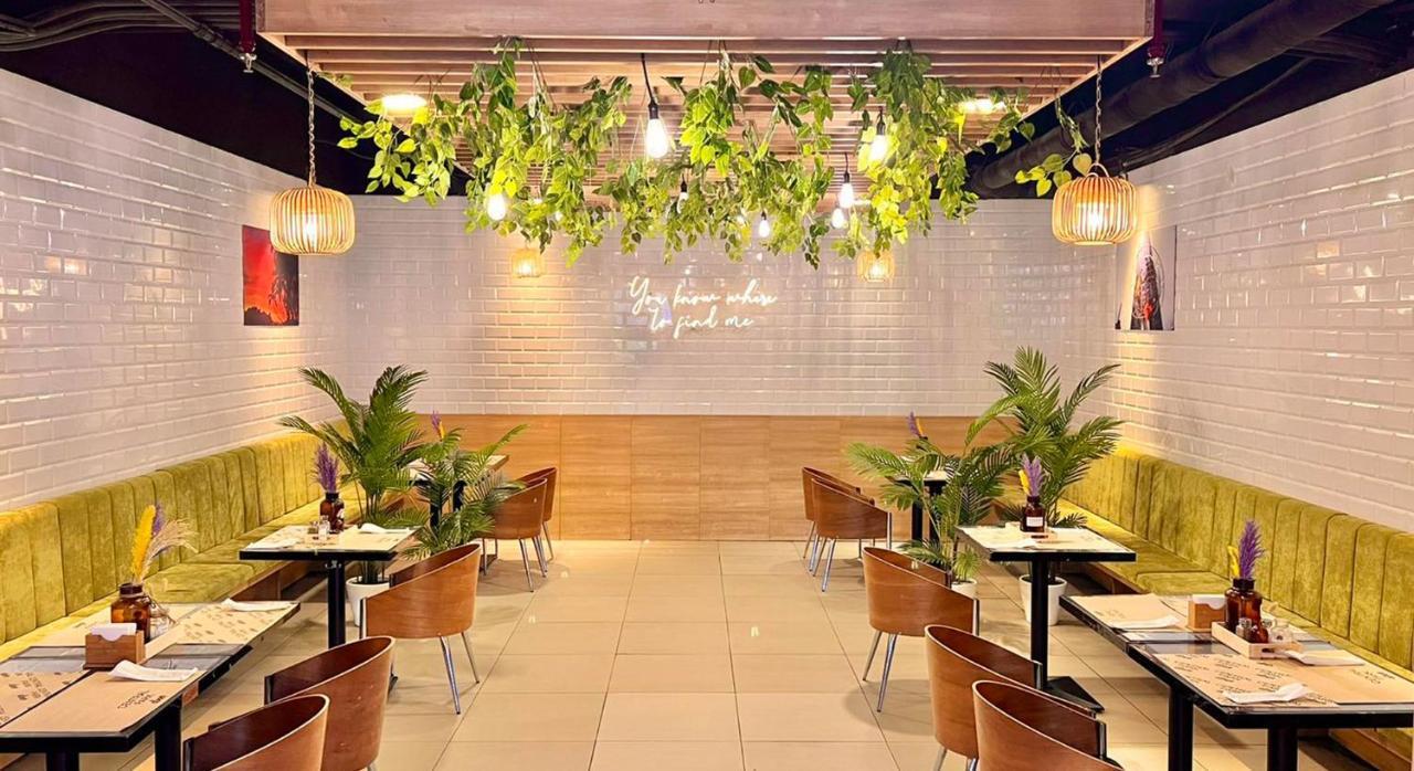 Madison 101 Hotel + Tower Quezon City Exterior foto