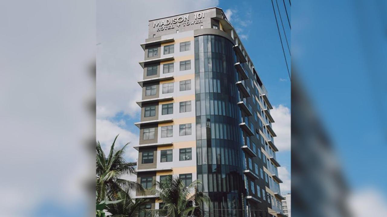 Madison 101 Hotel + Tower Quezon City Exterior foto