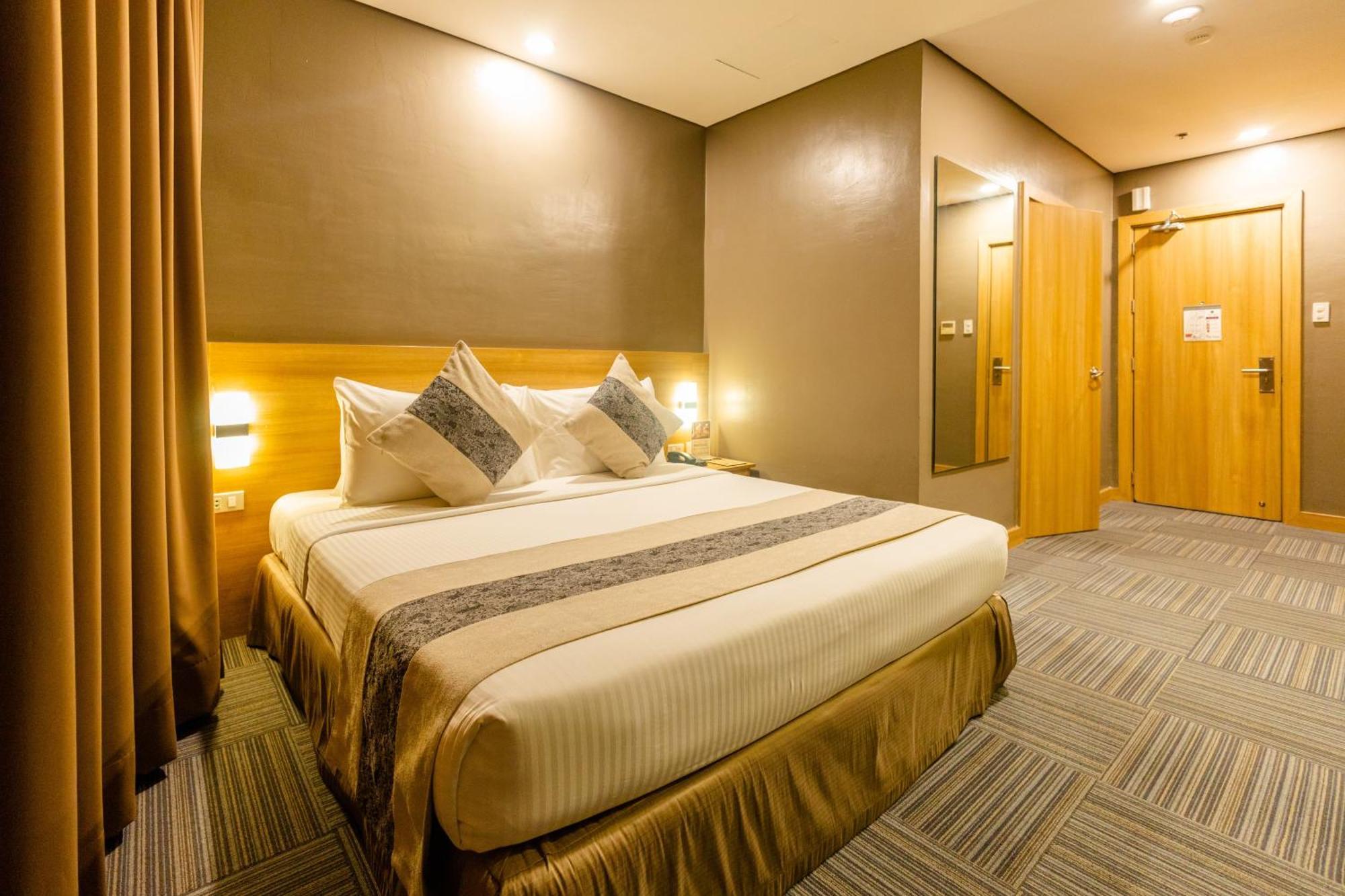 Madison 101 Hotel + Tower Quezon City Exterior foto