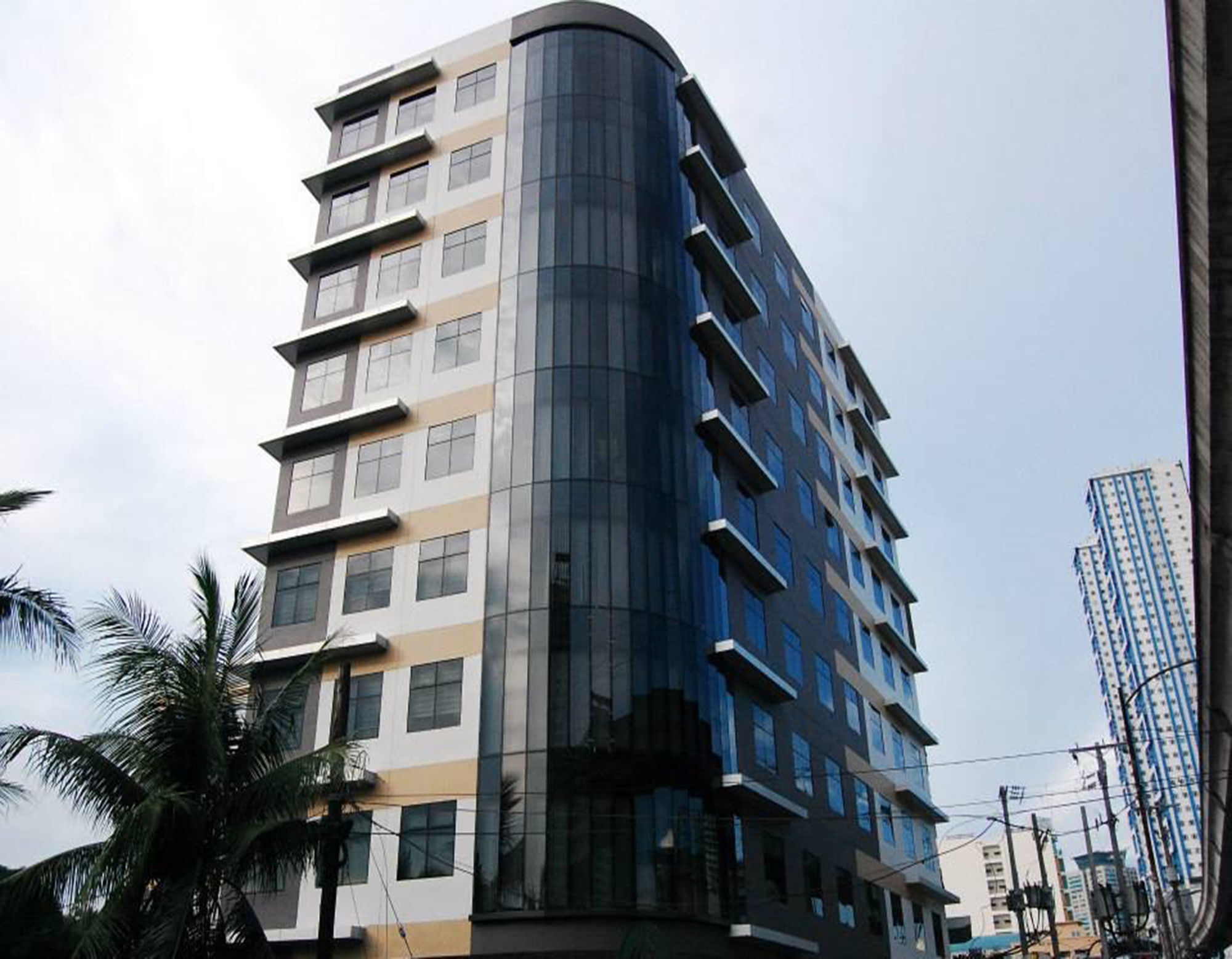 Madison 101 Hotel + Tower Quezon City Exterior foto
